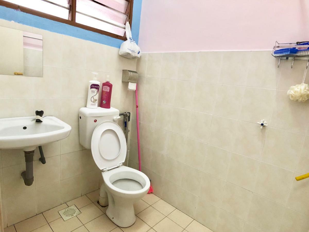Sakura 2 Homestay Kampar Zewnętrze zdjęcie